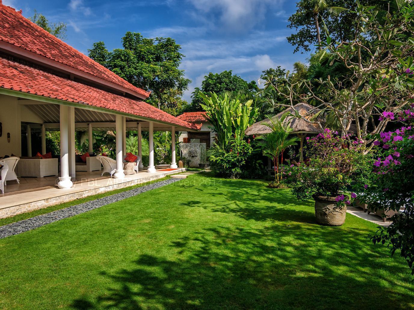 Villa Sipo เซมินยัค ภายนอก รูปภาพ